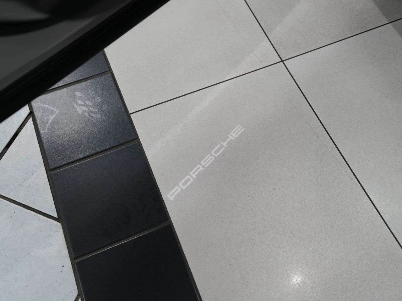 2023 PORSCHE CAYENNE 2023 PORSCHE CAYENNE