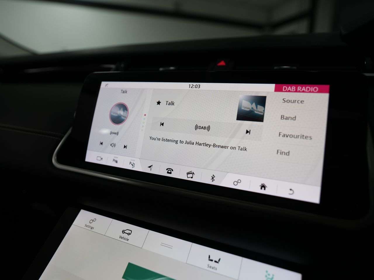 2018 LAND ROVER RANGE ROVER VELAR 2018 LAND ROVER RANGE ROVER VELAR