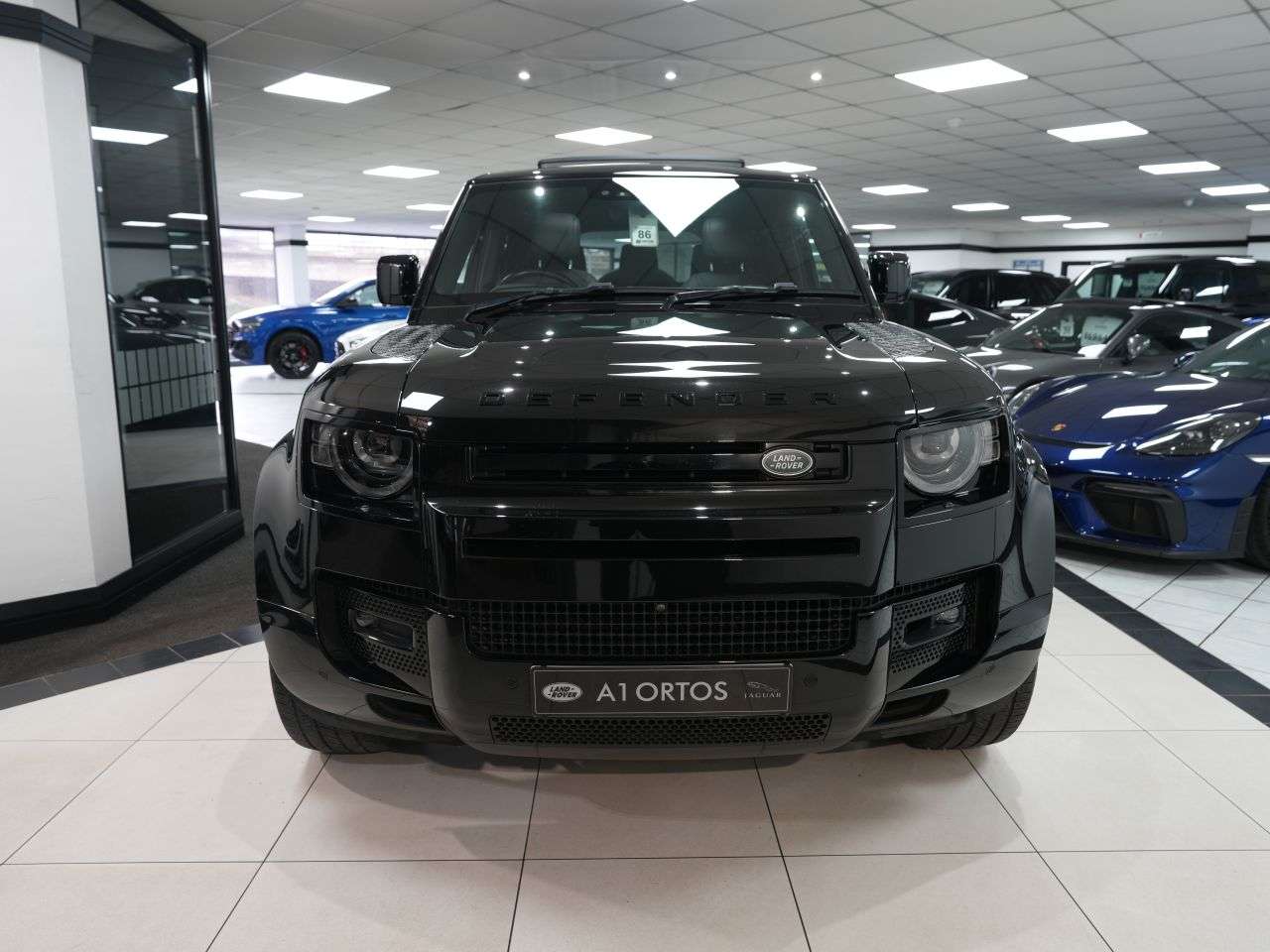 A 2024 LAND ROVER DEFENDER 3.0 D300 MHEV X-Dynamic HSE SUV 5dr Diesel Auto 4WD Euro 6 (s/s) (300 ps) 1 A 2024 LAND ROVER DEFENDER 3.0 D300 MHEV X-Dynamic HSE SUV 5dr Diesel Auto 4WD Euro 6 (s/s) (300 ps) 1