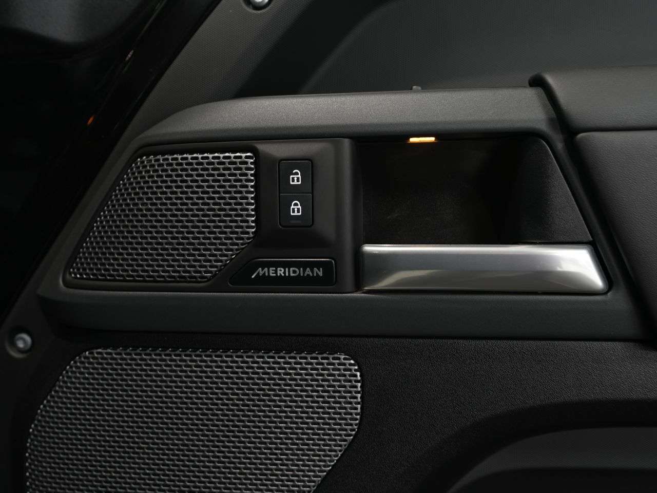 2024 LAND ROVER DEFENDER 2024 LAND ROVER DEFENDER