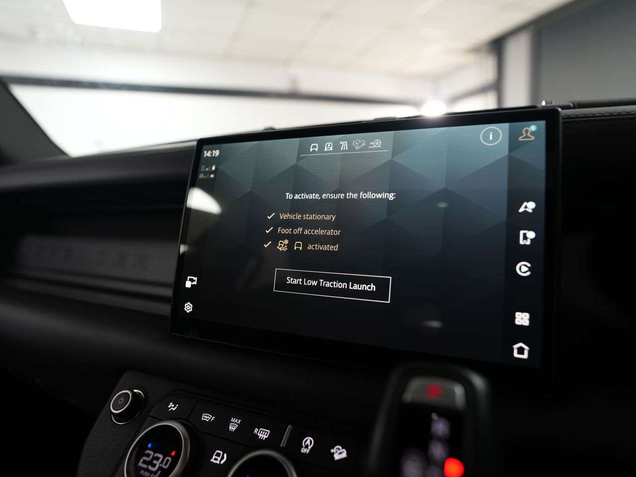 2024 LAND ROVER DEFENDER 2024 LAND ROVER DEFENDER