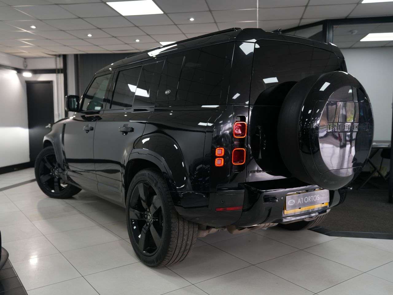 2024 LAND ROVER DEFENDER 2024 LAND ROVER DEFENDER