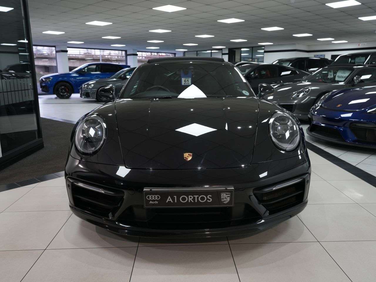 A 2019 PORSCHE 911 3.0T 992 Carrera 4S Coupe 2dr Petrol PDK 4WD Euro 6 (s/s) (450 ps) FULL HIS A 2019 PORSCHE 911 3.0T 992 Carrera 4S Coupe 2dr Petrol PDK 4WD Euro 6 (s/s) (450 ps) FULL HIS