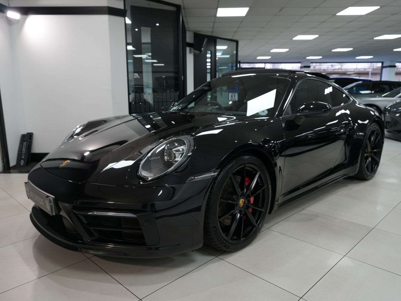 A 2019 PORSCHE 911 3.0T 992 Carrera 4S Coupe 2dr Petrol PDK 4WD Euro 6 (s/s) (450 ps) FULL HIS A 2019 PORSCHE 911 3.0T 992 Carrera 4S Coupe 2dr Petrol PDK 4WD Euro 6 (s/s) (450 ps) FULL HIS