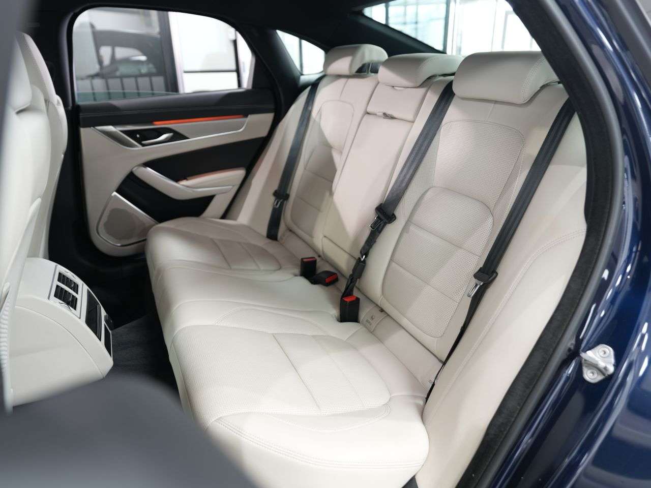 2023 JAGUAR XF 2023 JAGUAR XF