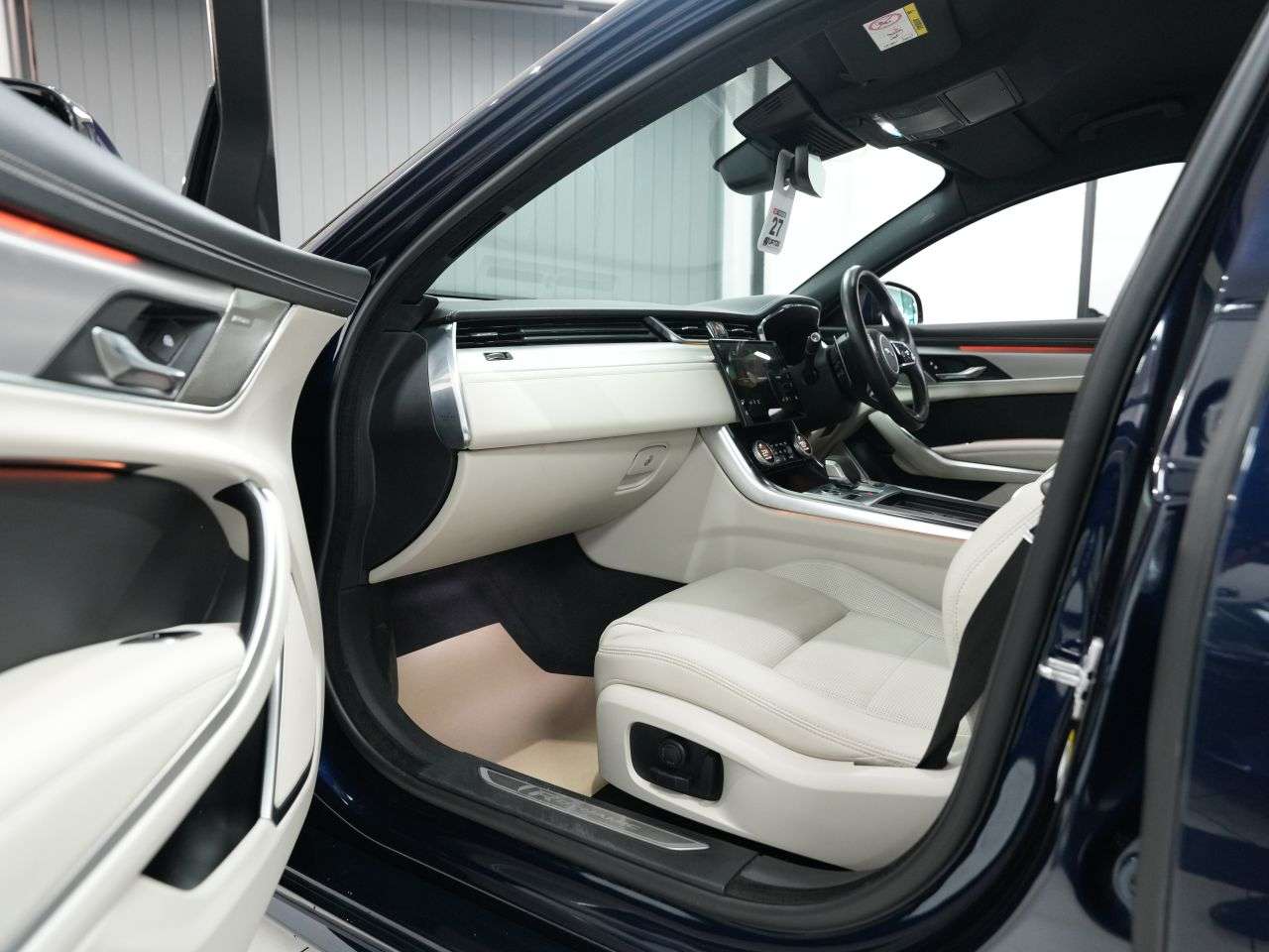 2023 JAGUAR XF 2023 JAGUAR XF