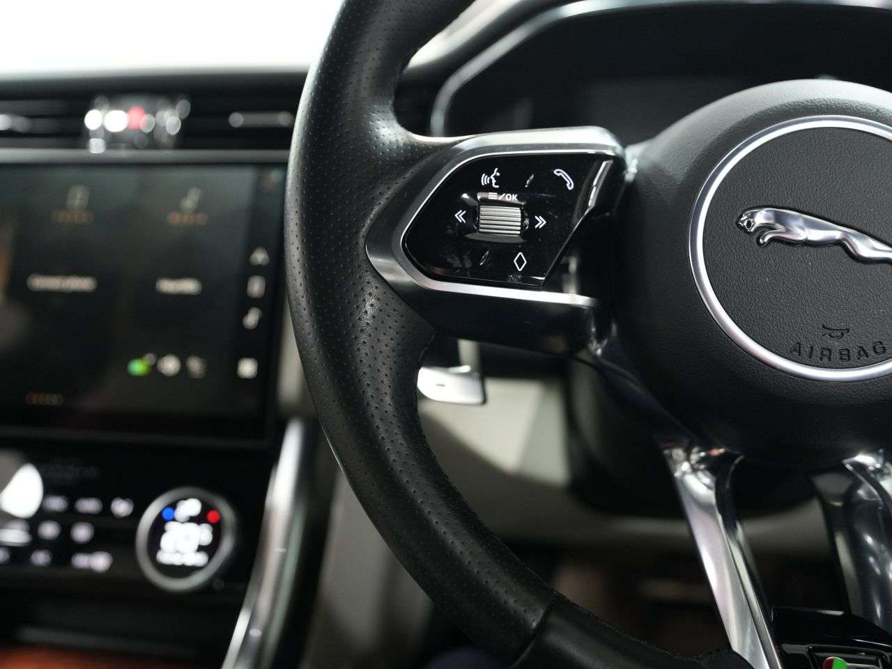 2023 JAGUAR XF 2023 JAGUAR XF