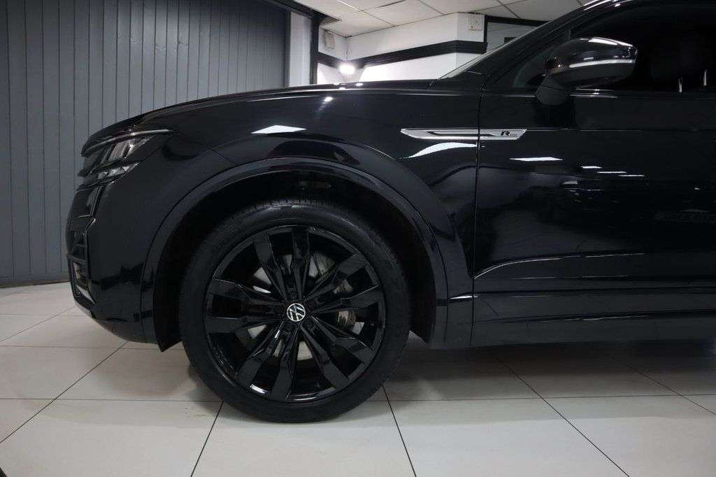 2022 VOLKSWAGEN TOUAREG 2022 VOLKSWAGEN TOUAREG