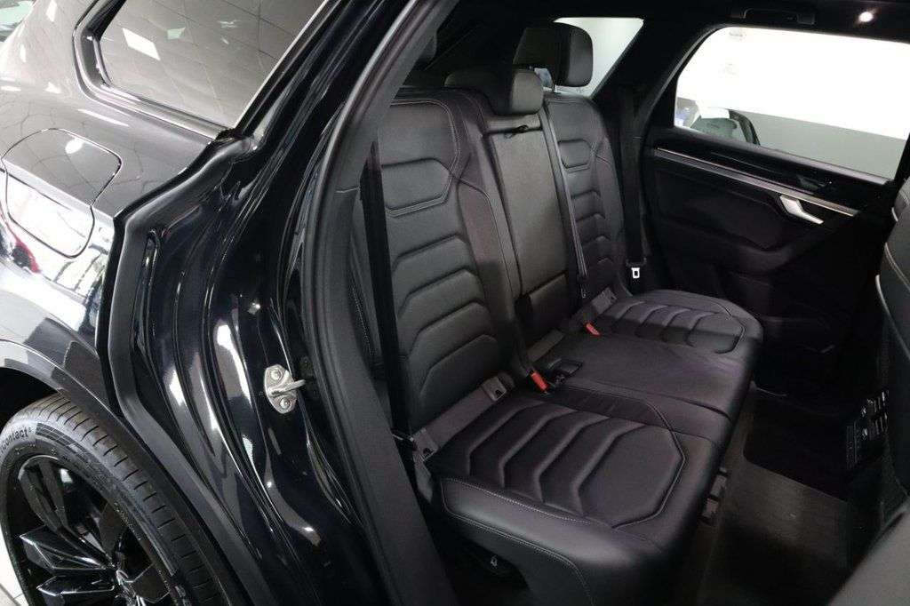 2022 VOLKSWAGEN TOUAREG 2022 VOLKSWAGEN TOUAREG