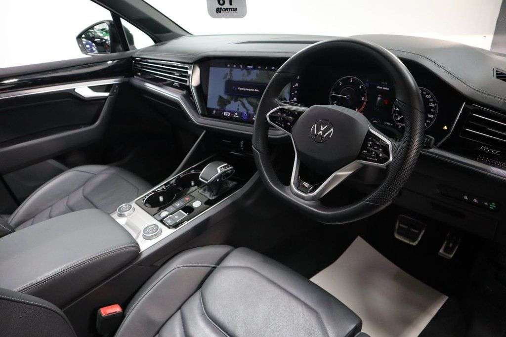 2022 VOLKSWAGEN TOUAREG 2022 VOLKSWAGEN TOUAREG