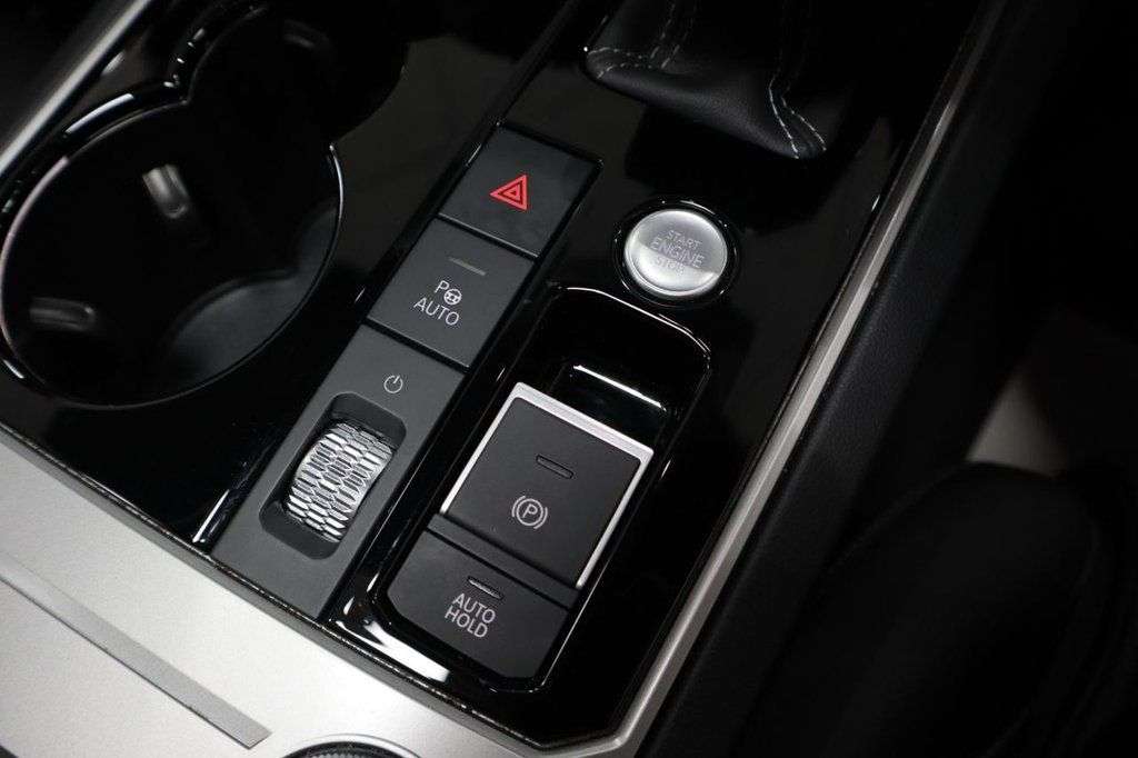 2022 VOLKSWAGEN TOUAREG 2022 VOLKSWAGEN TOUAREG