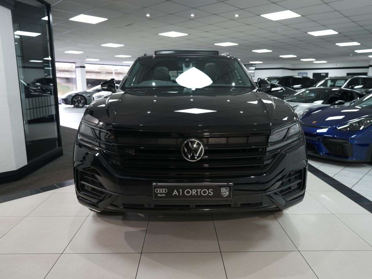 A 2022 VOLKSWAGEN TOUAREG 3.0 TDI V6 Black Edition SUV 5dr Diesel Tiptronic 4Motion Euro 6 (s/s) (286 A 2022 VOLKSWAGEN TOUAREG 3.0 TDI V6 Black Edition SUV 5dr Diesel Tiptronic 4Motion Euro 6 (s/s) (286
