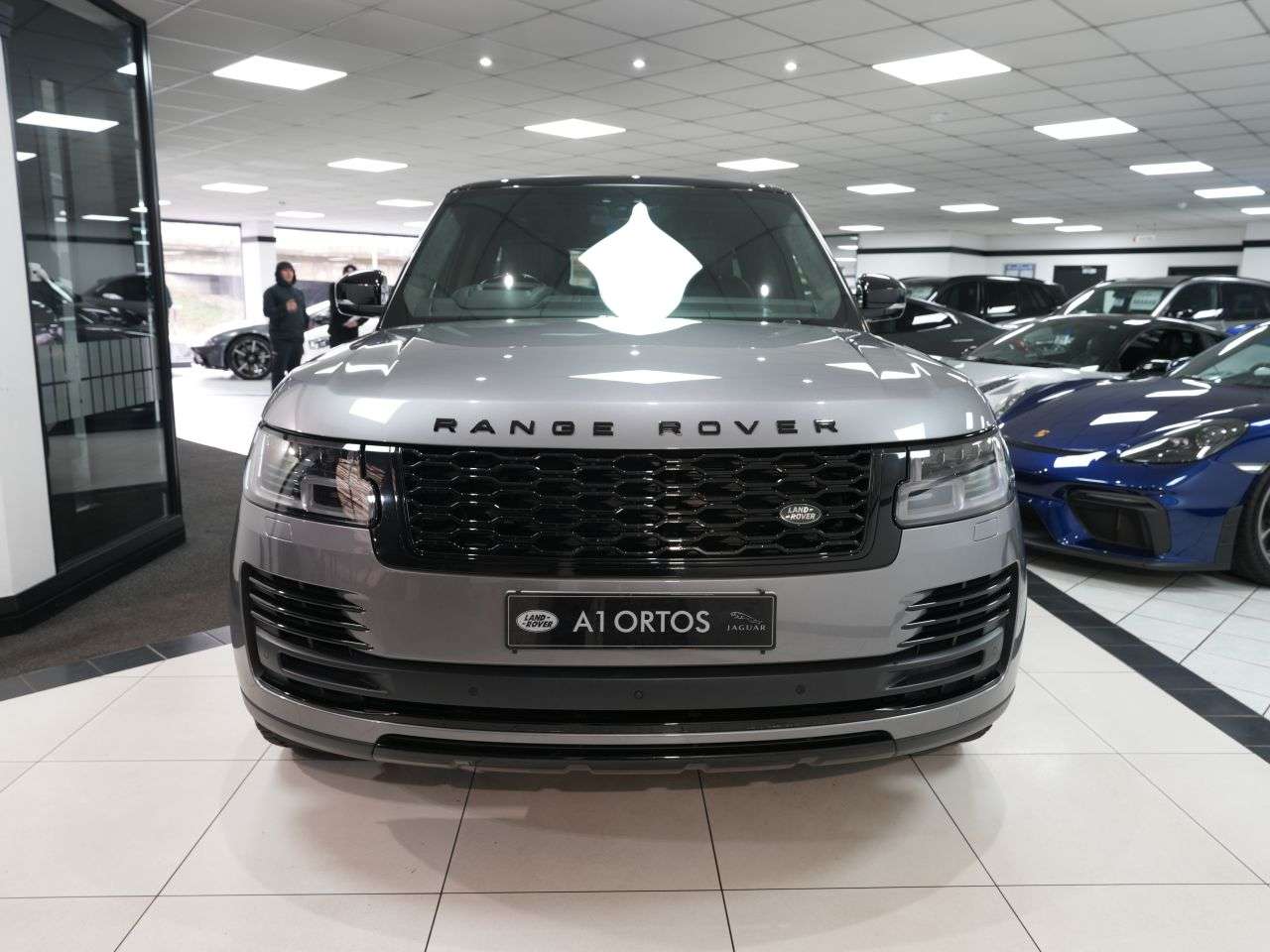 A 2019 LAND ROVER RANGE ROVER 4.4 SD V8 Autobiography SUV 5dr Diesel Auto 4WD Euro 6 (s/s) (339 ps) IMPEC A 2019 LAND ROVER RANGE ROVER 4.4 SD V8 Autobiography SUV 5dr Diesel Auto 4WD Euro 6 (s/s) (339 ps) IMPEC