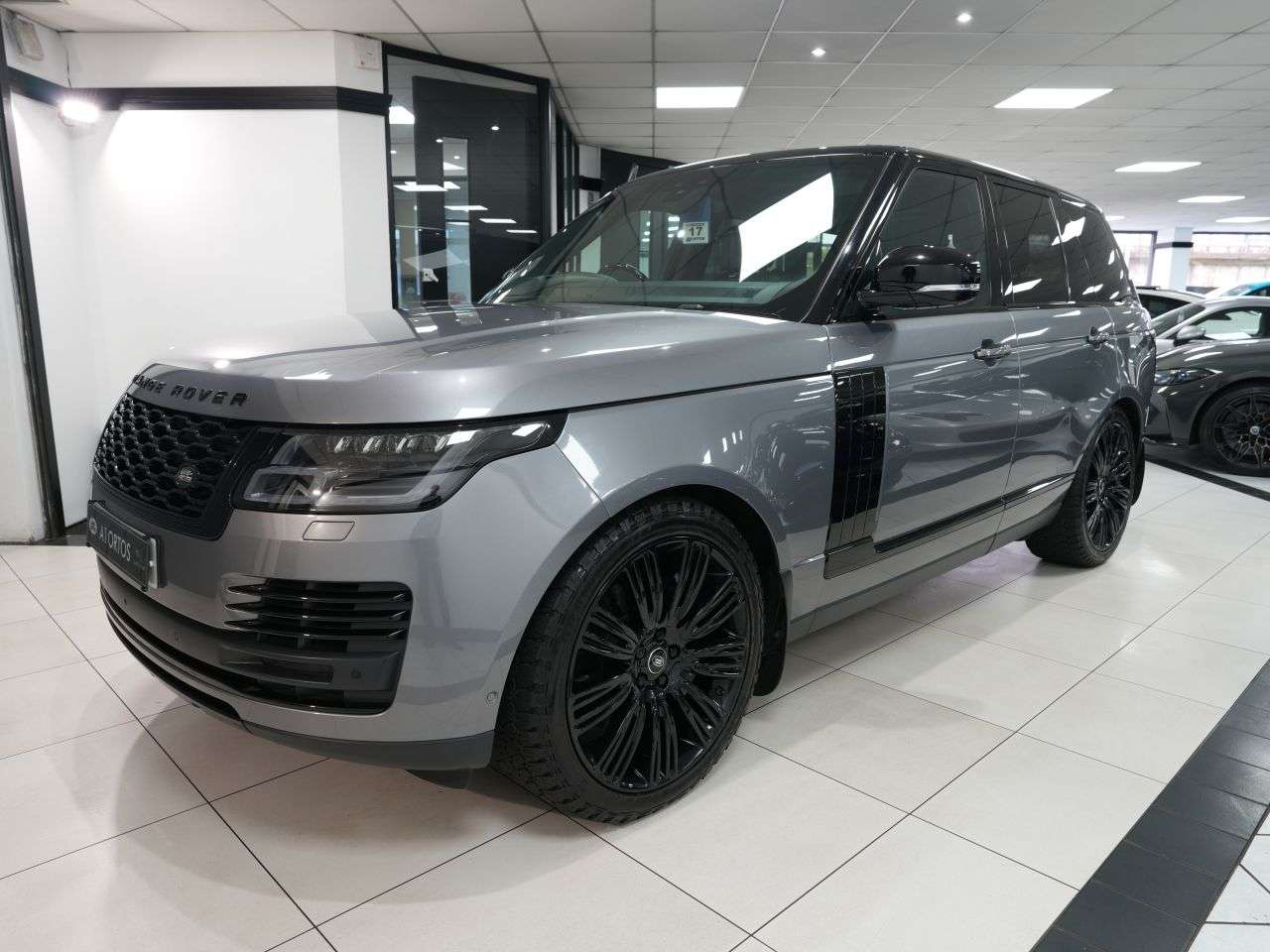 A 2019 LAND ROVER RANGE ROVER 4.4 SD V8 Autobiography SUV 5dr Diesel Auto 4WD Euro 6 (s/s) (339 ps) IMPEC A 2019 LAND ROVER RANGE ROVER 4.4 SD V8 Autobiography SUV 5dr Diesel Auto 4WD Euro 6 (s/s) (339 ps) IMPEC