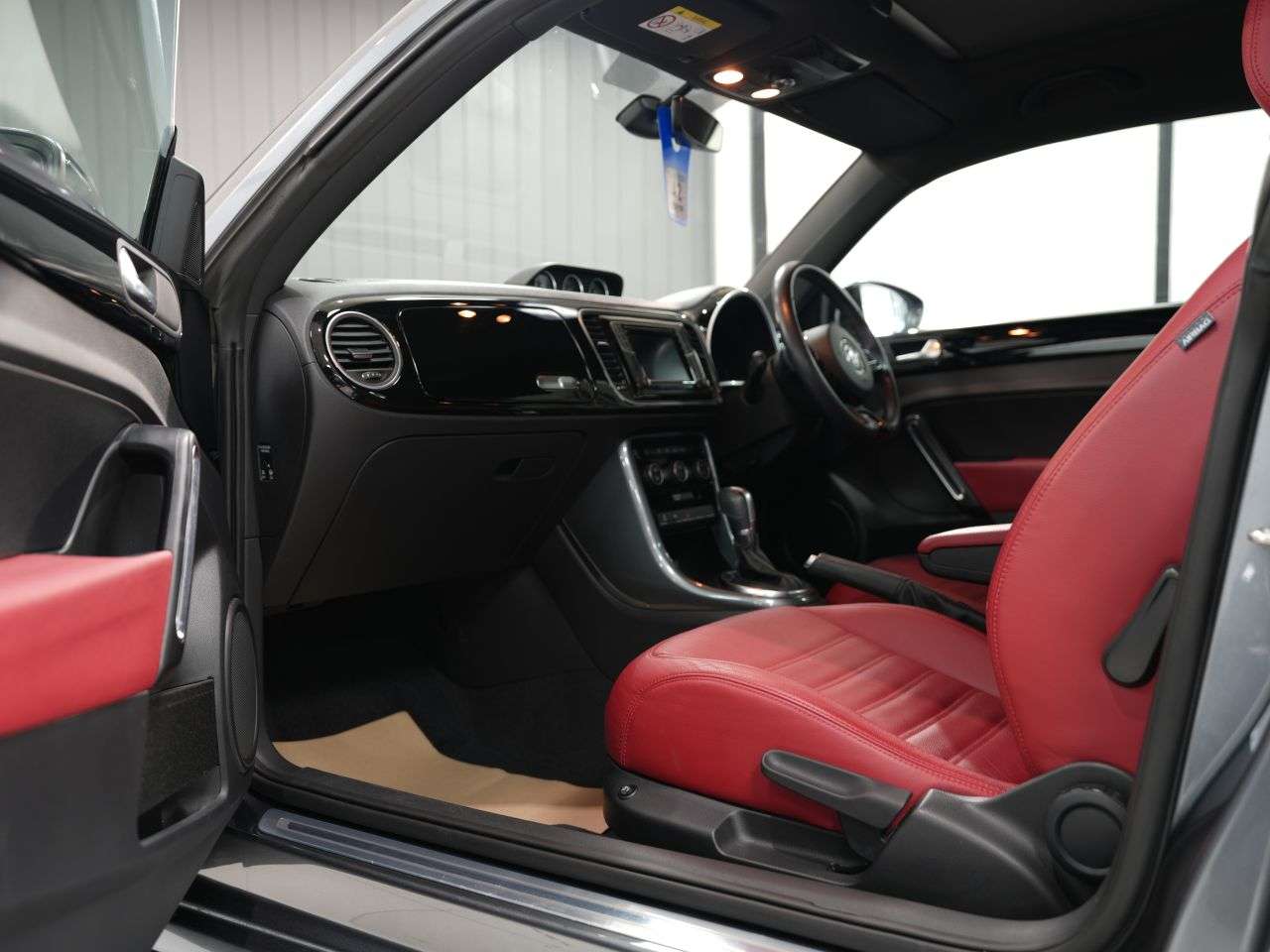 2017 VOLKSWAGEN BEETLE 2017 VOLKSWAGEN BEETLE