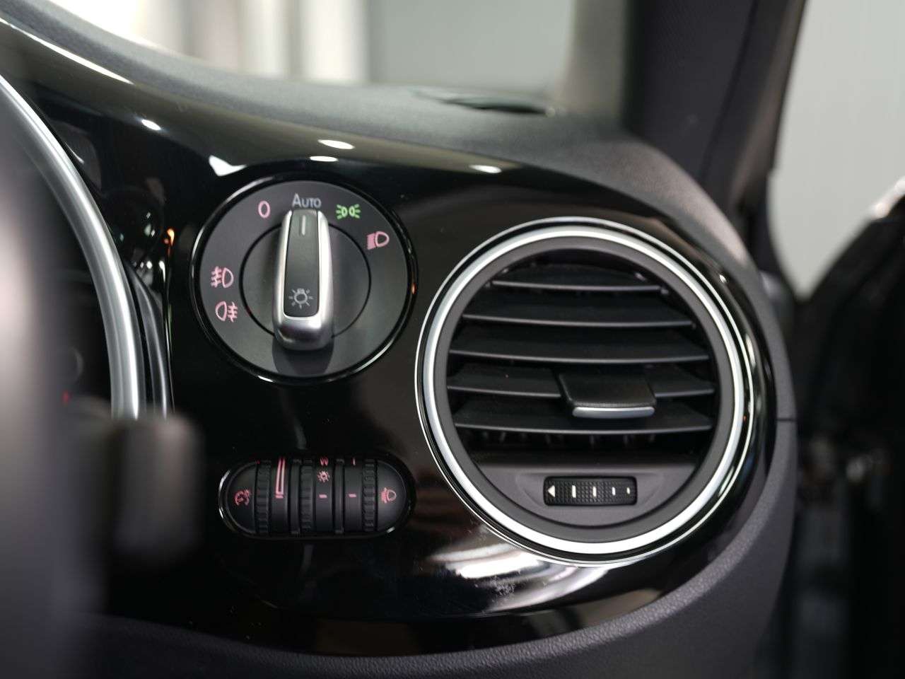 2017 VOLKSWAGEN BEETLE 2017 VOLKSWAGEN BEETLE