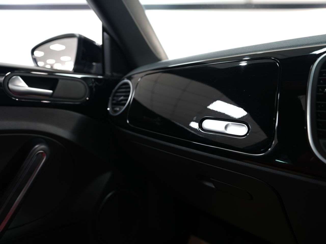 2017 VOLKSWAGEN BEETLE 2017 VOLKSWAGEN BEETLE