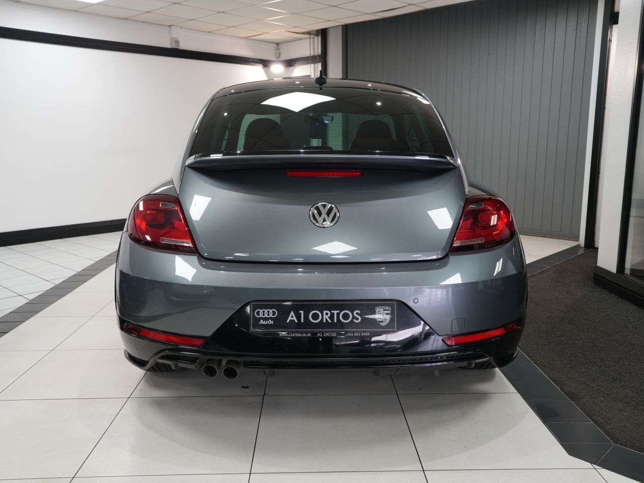2017 VOLKSWAGEN BEETLE 2017 VOLKSWAGEN BEETLE