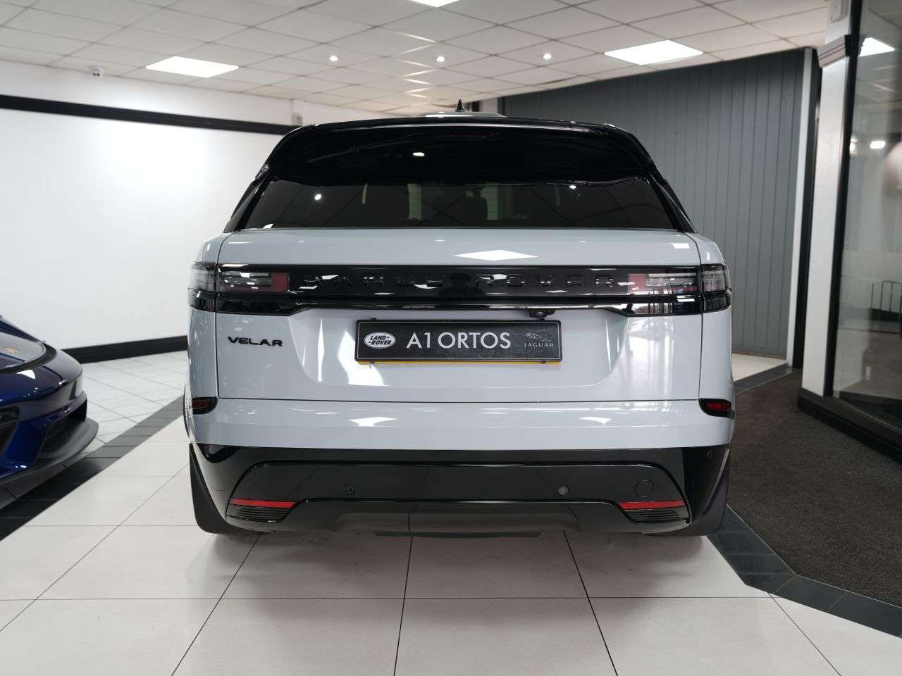 2023 LAND ROVER RANGE ROVER VELAR 2023 LAND ROVER RANGE ROVER VELAR