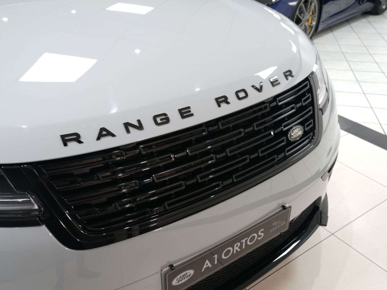 2023 LAND ROVER RANGE ROVER VELAR 2023 LAND ROVER RANGE ROVER VELAR