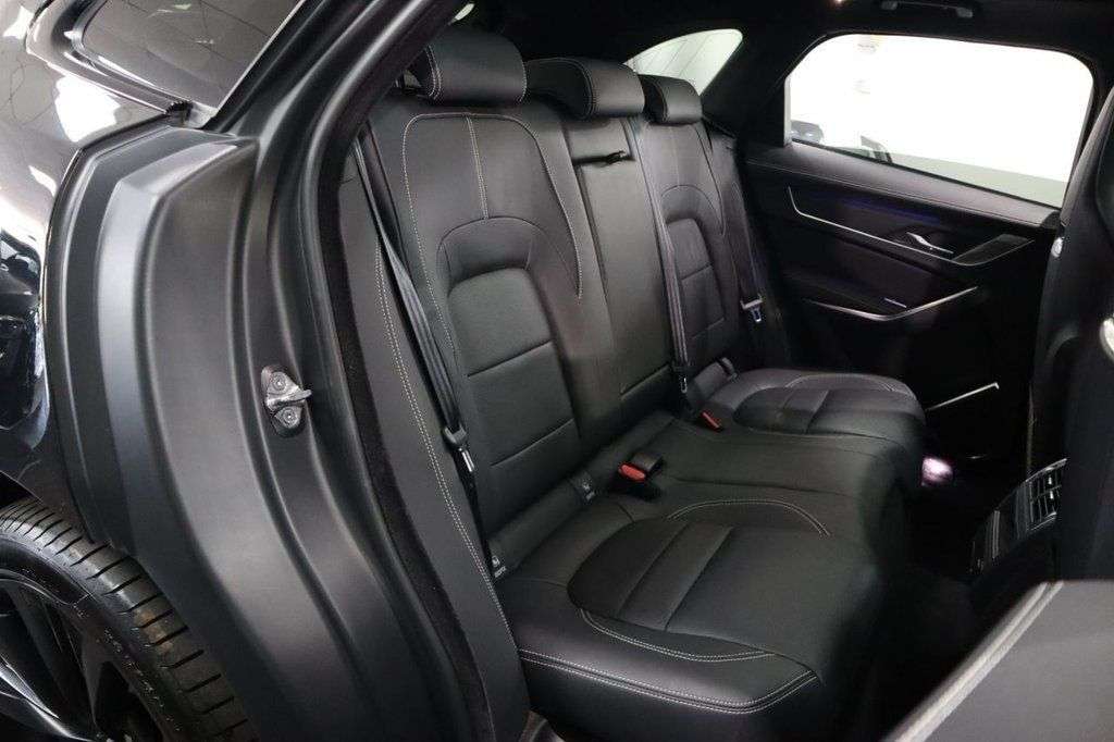 2021 JAGUAR F-PACE 2021 JAGUAR F-PACE