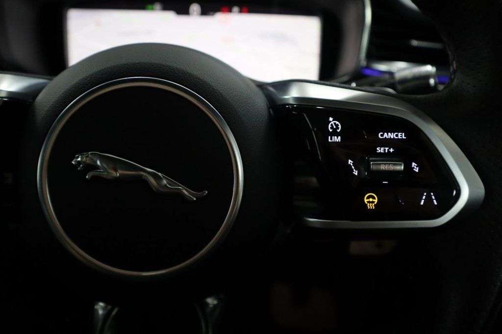 2021 JAGUAR F-PACE 2021 JAGUAR F-PACE