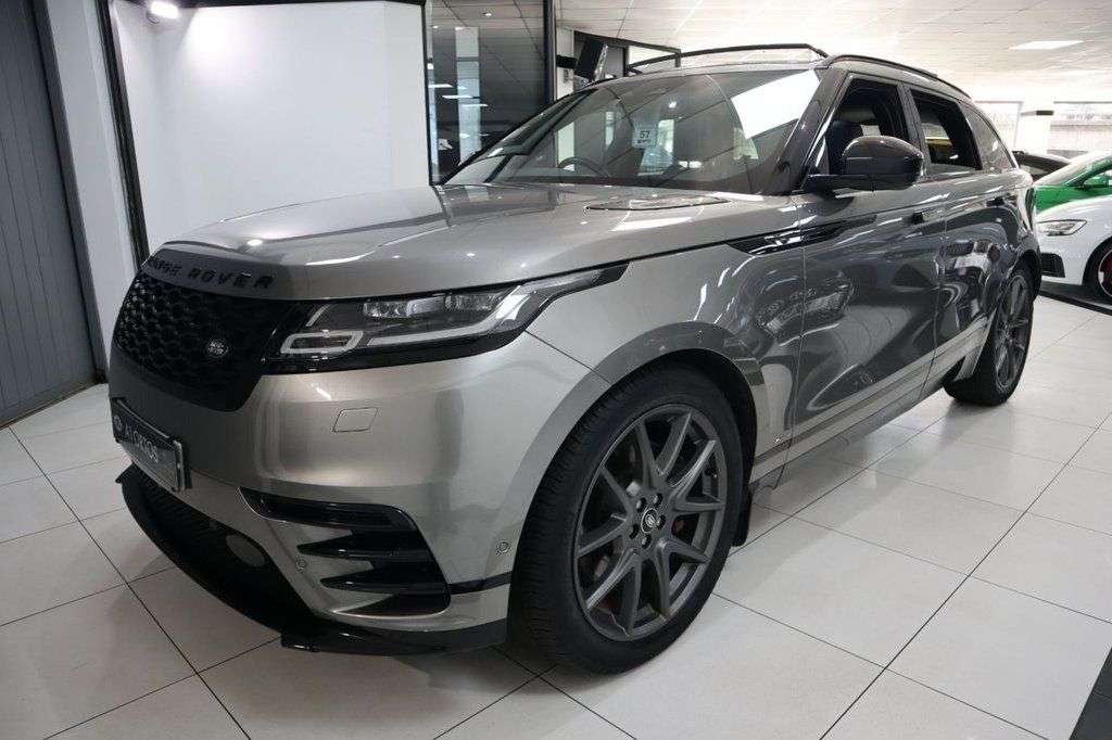 A 2022 LAND ROVER RANGE ROVER VELAR 3.0 D300 MHEV R-Dynamic SE SUV 5dr Diesel Auto 4WD Euro 6 (s/s) (300 ps) HU A 2022 LAND ROVER RANGE ROVER VELAR 3.0 D300 MHEV R-Dynamic SE SUV 5dr Diesel Auto 4WD Euro 6 (s/s) (300 ps) HU