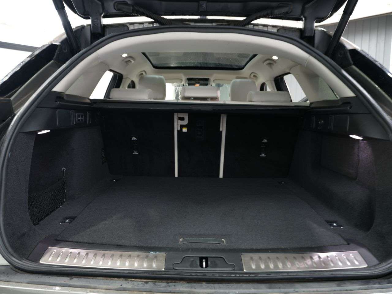 2022 LAND ROVER RANGE ROVER VELAR 2022 LAND ROVER RANGE ROVER VELAR