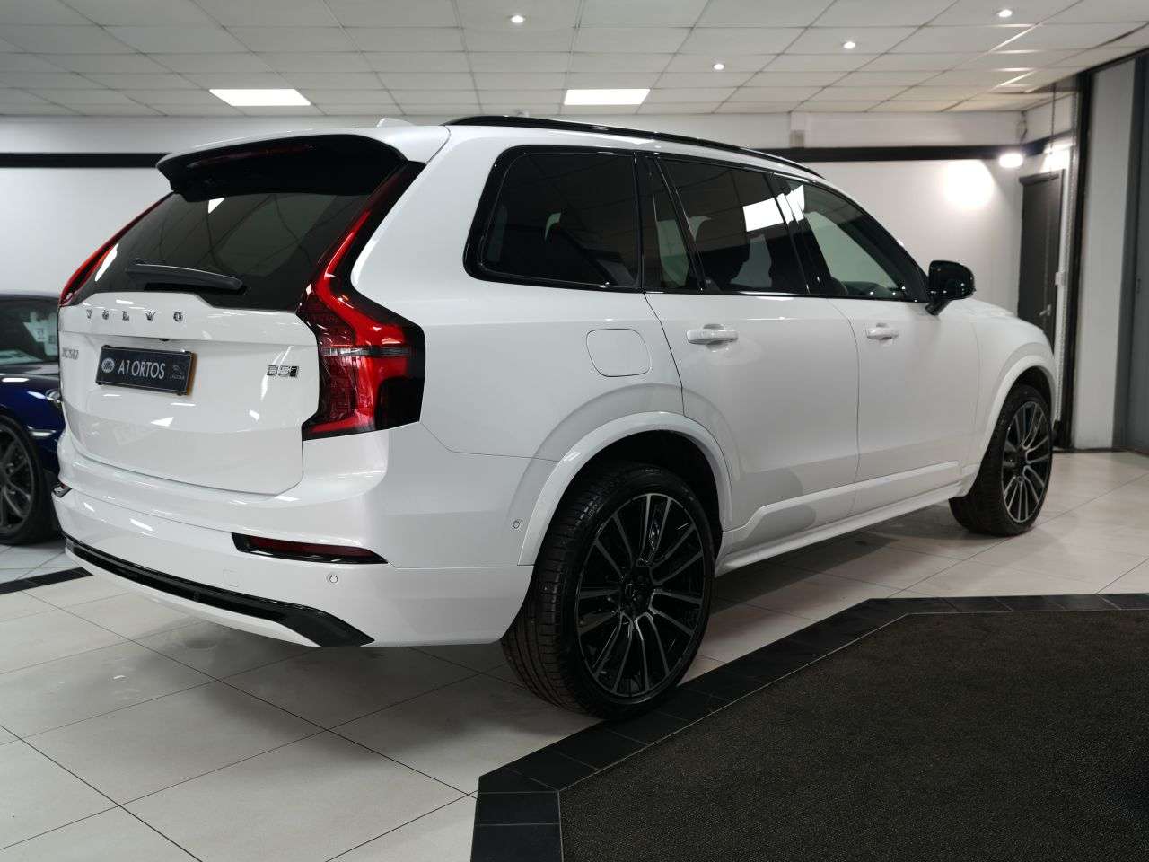 2025 VOLVO XC90 2025 VOLVO XC90
