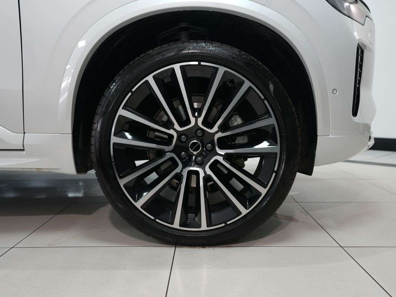 2025 VOLVO XC90 2025 VOLVO XC90
