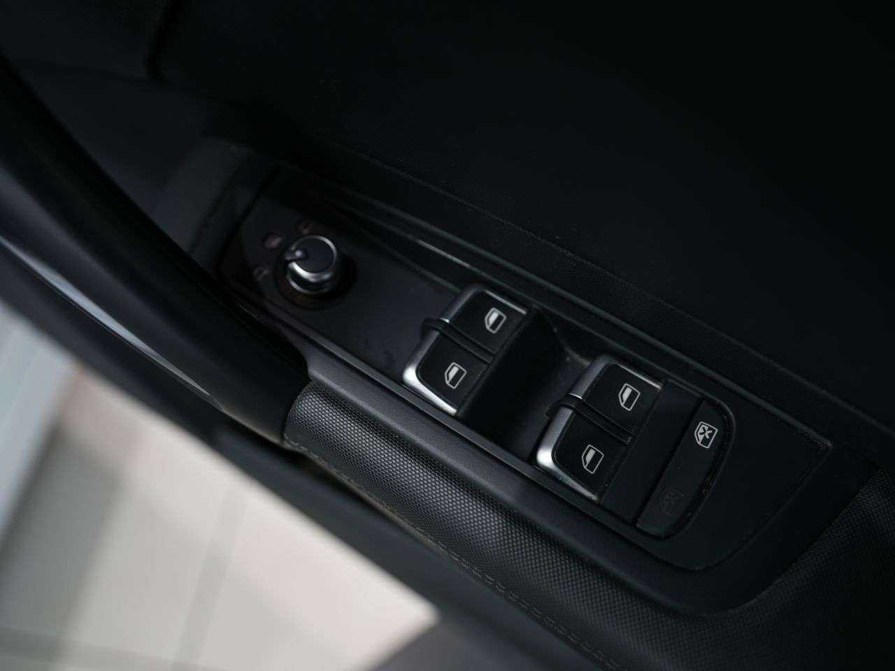 2015 AUDI S1 2015 AUDI S1