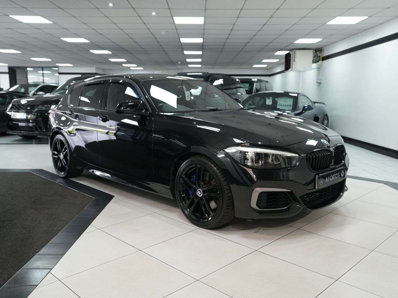 A 2017 BMW 1 SERIES 3.0 M140i Shadow Edition Hatchback 5dr Petrol Auto Euro 6 (s/s) (340 ps) FU A 2017 BMW 1 SERIES 3.0 M140i Shadow Edition Hatchback 5dr Petrol Auto Euro 6 (s/s) (340 ps) FU
