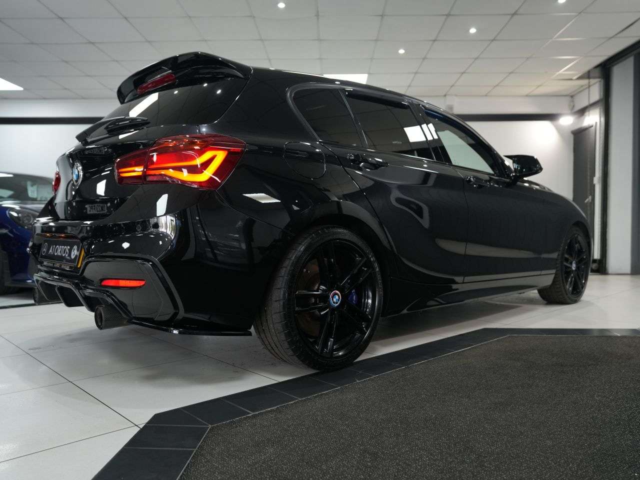 2017 BMW 1 SERIES 2017 BMW 1 SERIES