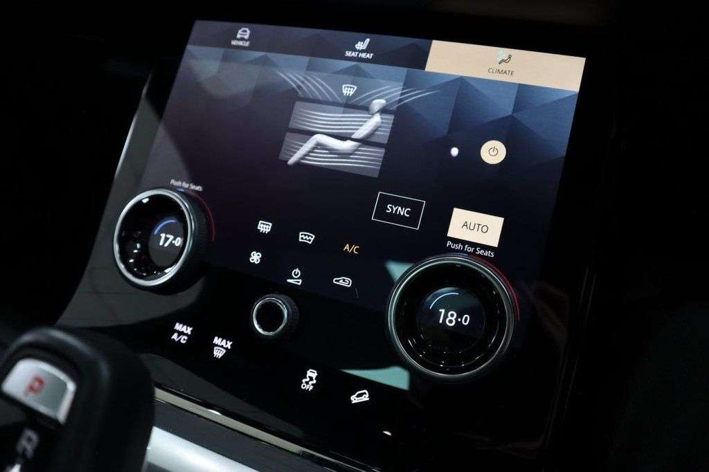 2022 LAND ROVER RANGE ROVER EVOQUE 2022 LAND ROVER RANGE ROVER EVOQUE