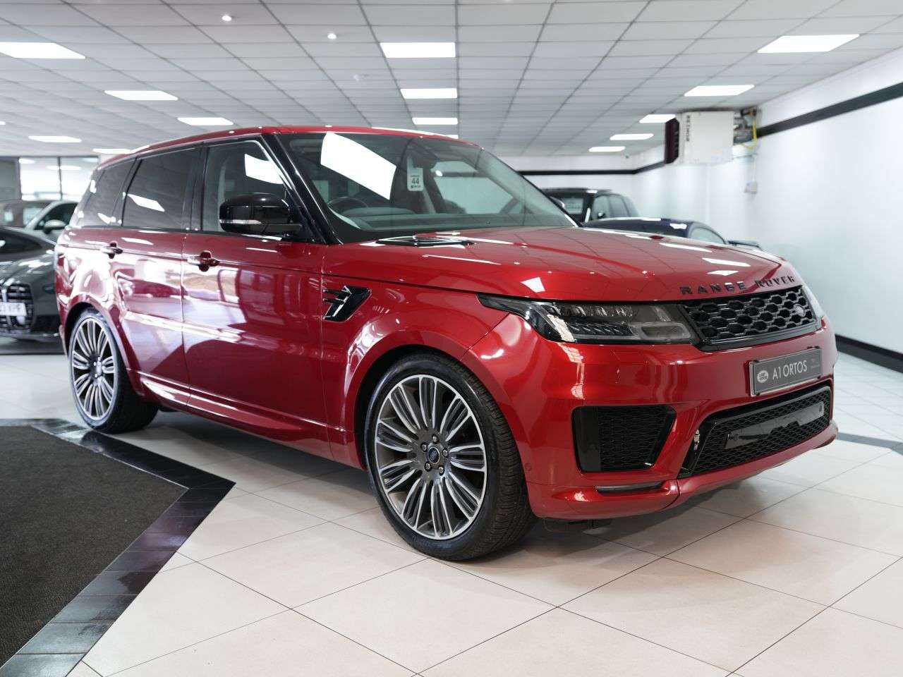 A 2022 LAND ROVER RANGE ROVER SPORT 3.0 D300 MHEV Autobiography Dynamic SUV 5dr Diesel Auto 4WD Euro 6 (s/s) (3 A 2022 LAND ROVER RANGE ROVER SPORT 3.0 D300 MHEV Autobiography Dynamic SUV 5dr Diesel Auto 4WD Euro 6 (s/s) (3