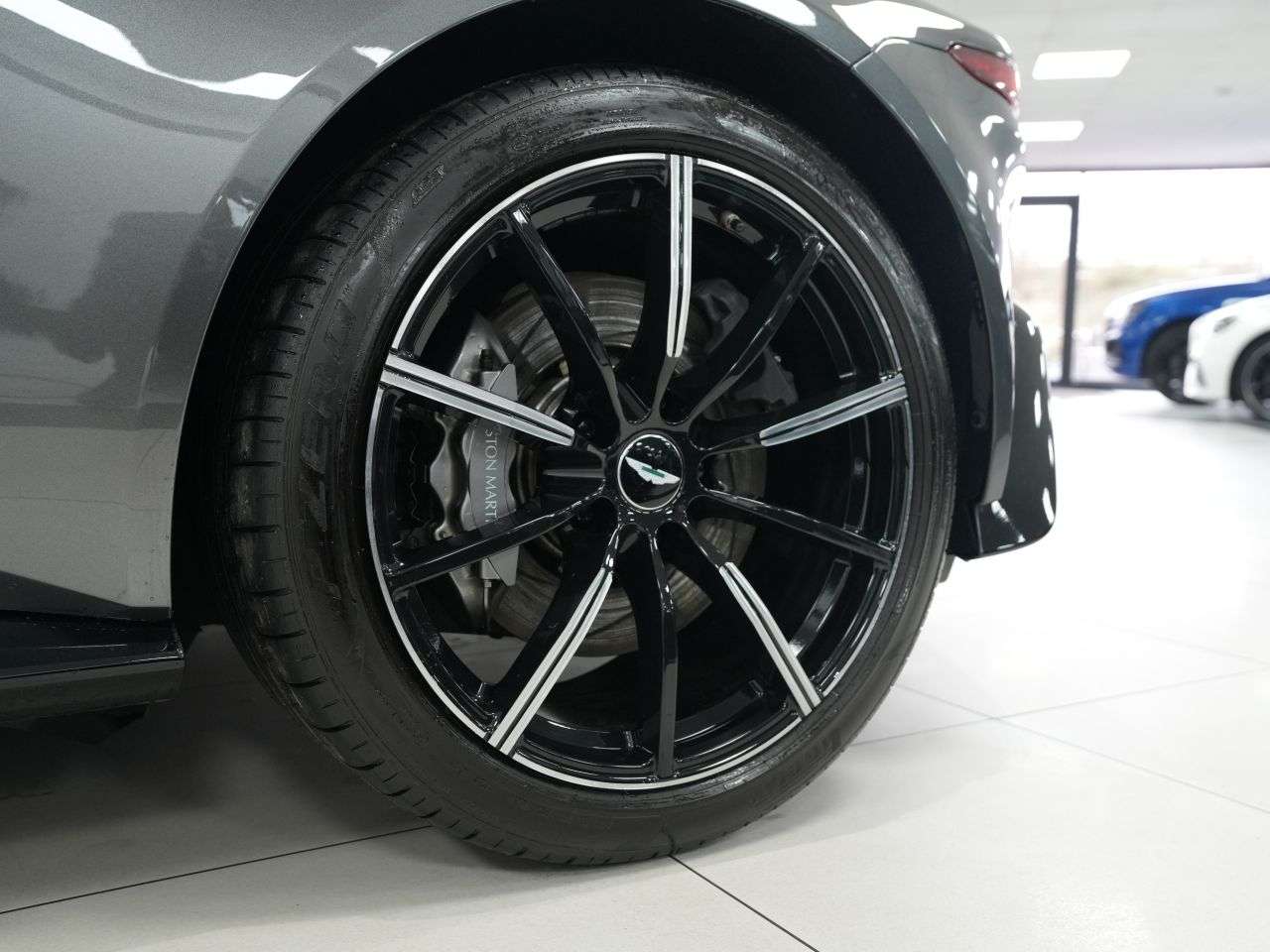 2019 ASTON MARTIN VANTAGE 2019 ASTON MARTIN VANTAGE