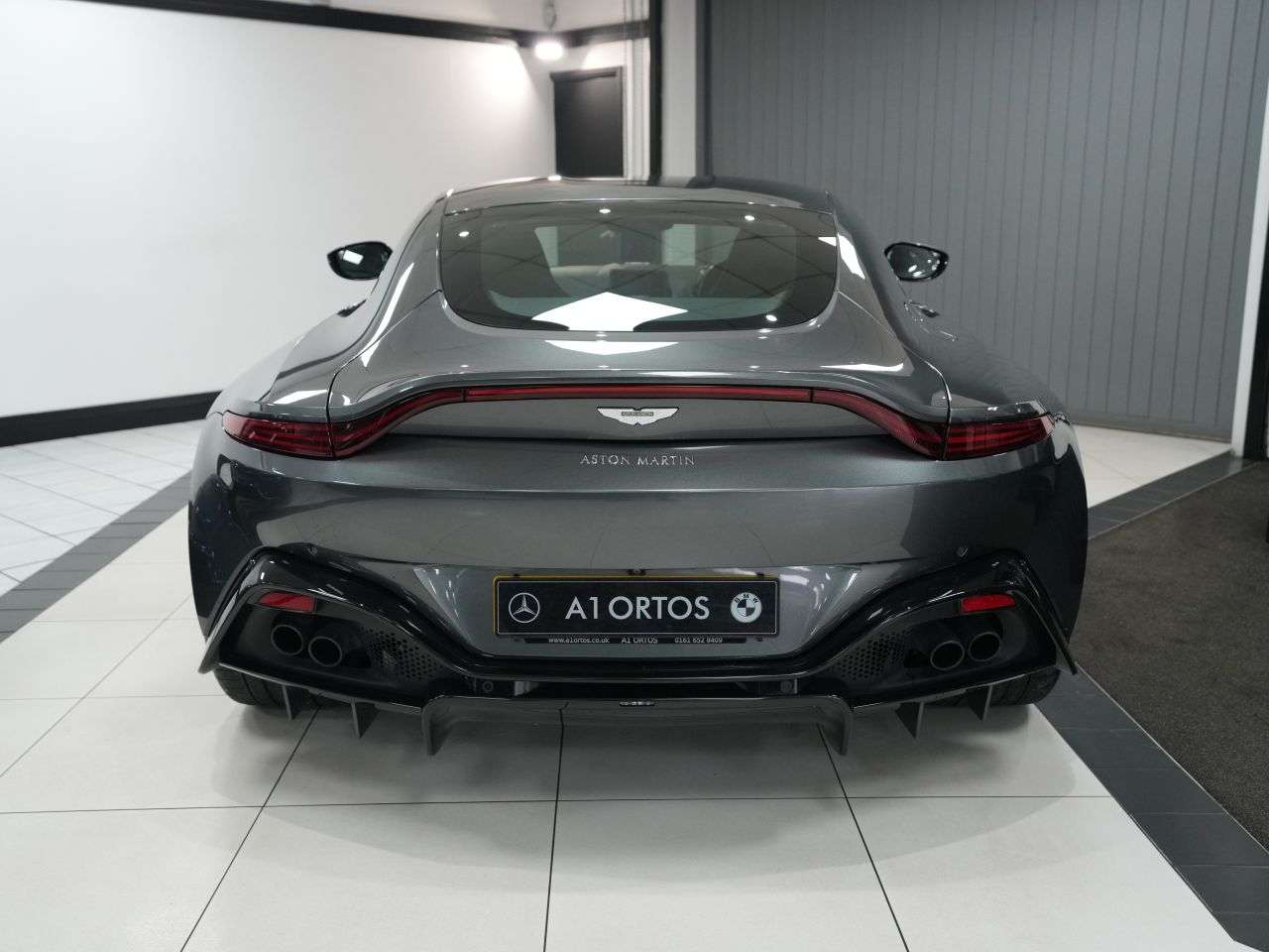 2019 ASTON MARTIN VANTAGE 2019 ASTON MARTIN VANTAGE