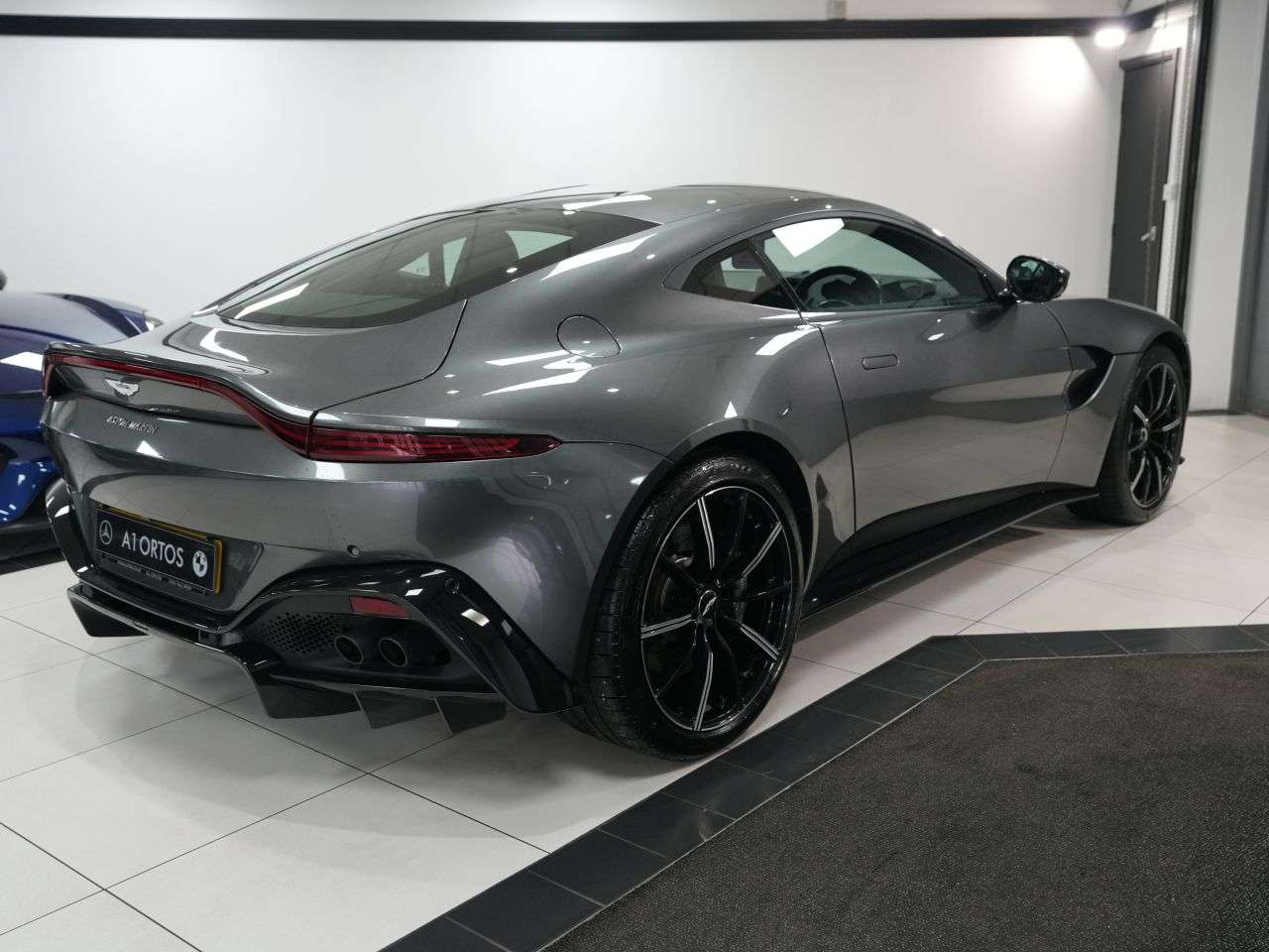 2019 ASTON MARTIN VANTAGE 2019 ASTON MARTIN VANTAGE