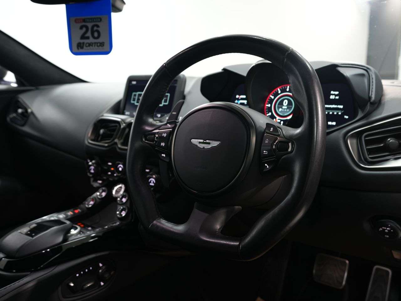 2019 ASTON MARTIN VANTAGE 2019 ASTON MARTIN VANTAGE