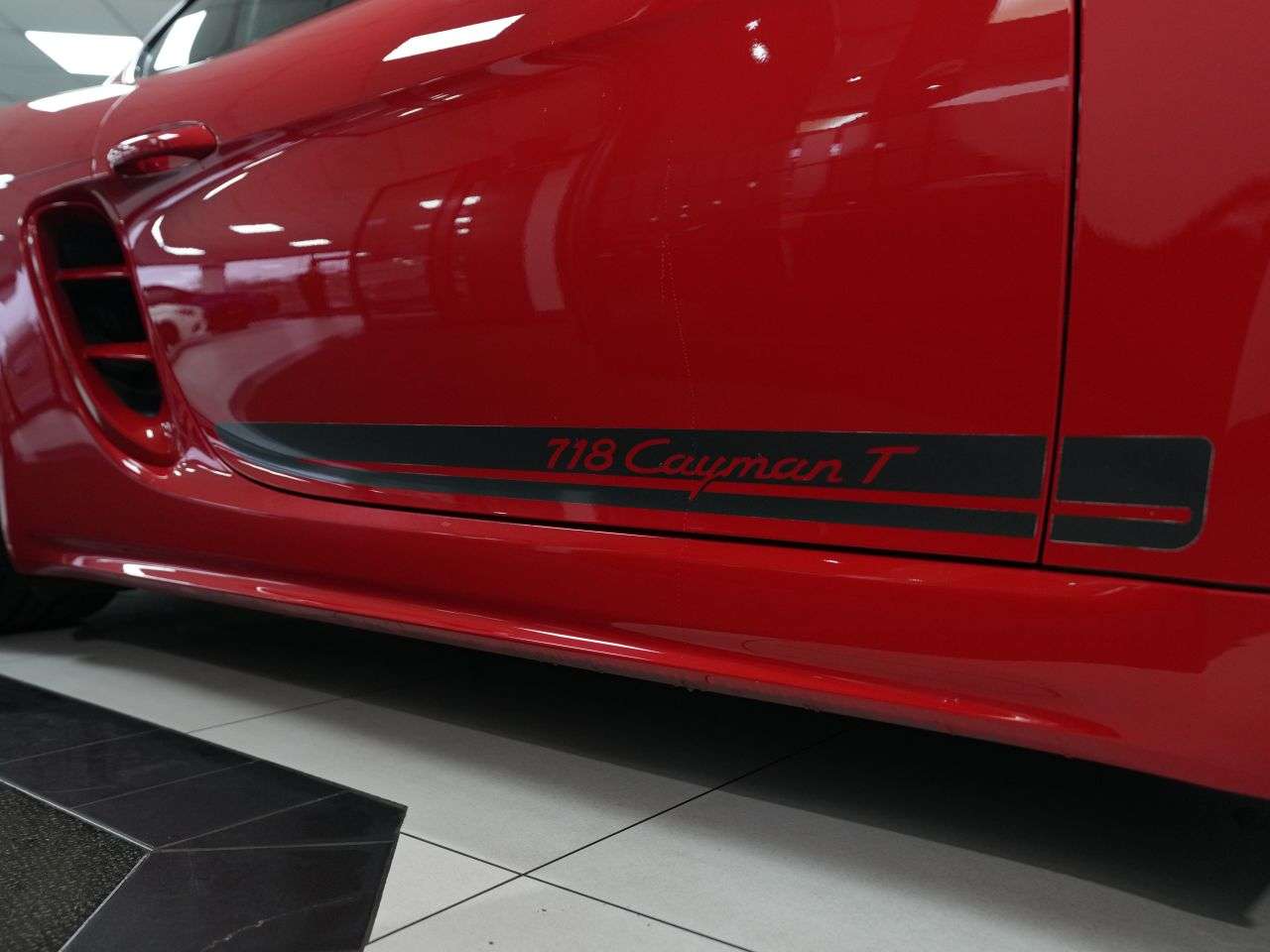 2019 PORSCHE 718 CAYMAN 2019 PORSCHE 718 CAYMAN