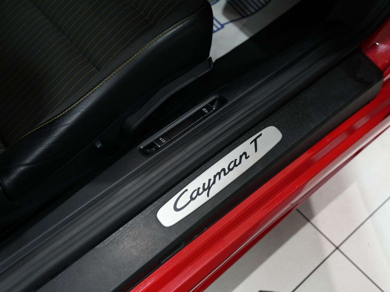 2019 PORSCHE 718 CAYMAN 2019 PORSCHE 718 CAYMAN