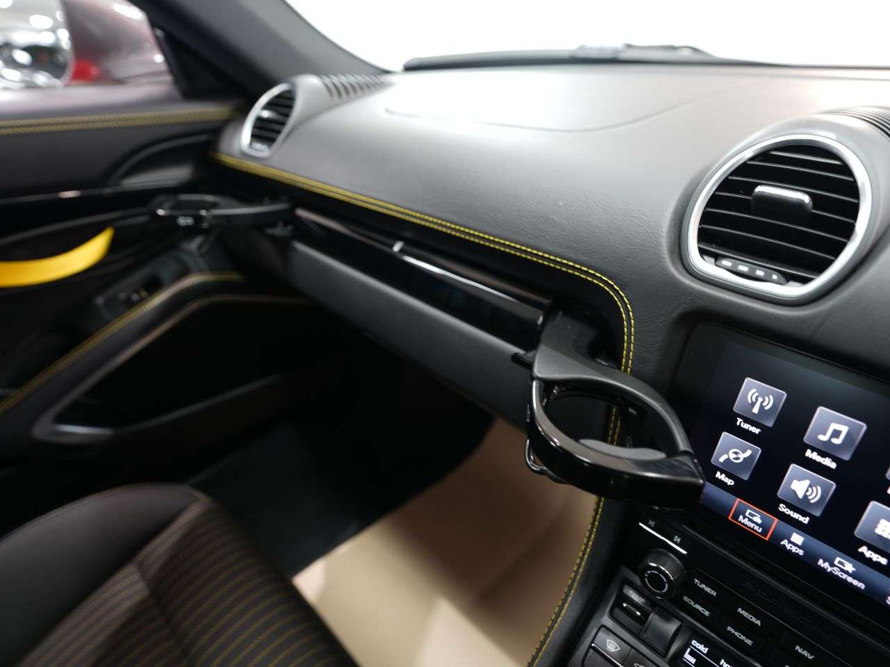 2019 PORSCHE 718 CAYMAN 2019 PORSCHE 718 CAYMAN