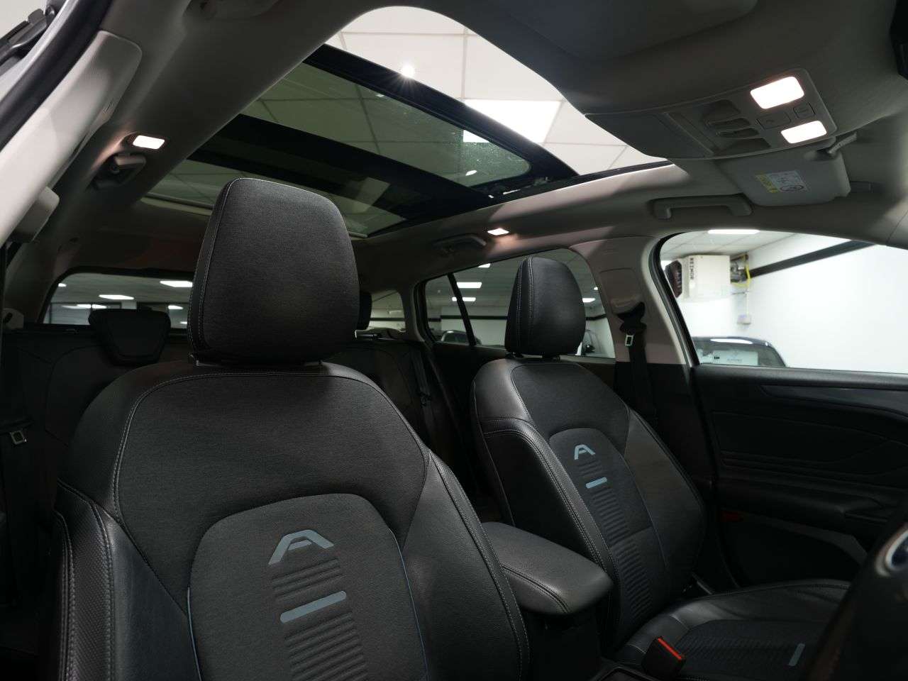 A 2019 FORD FOCUS 2.0 EcoBlue Active X Estate 5dr Diesel Manual Euro 6 (s/s) (150 ps) BE QUIC A 2019 FORD FOCUS 2.0 EcoBlue Active X Estate 5dr Diesel Manual Euro 6 (s/s) (150 ps) BE QUIC