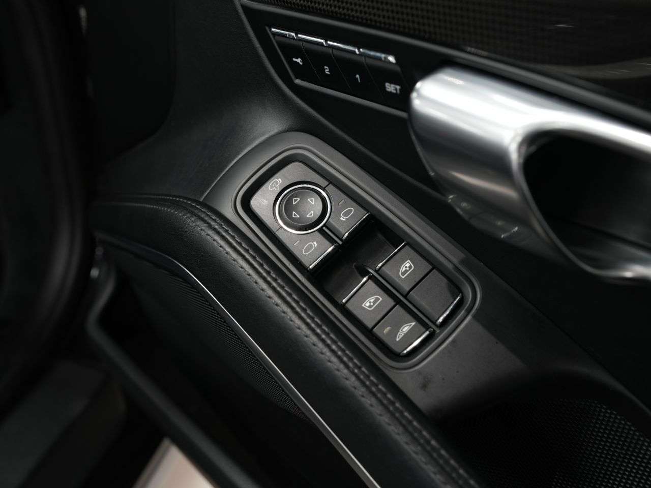 2016 PORSCHE 911 2016 PORSCHE 911