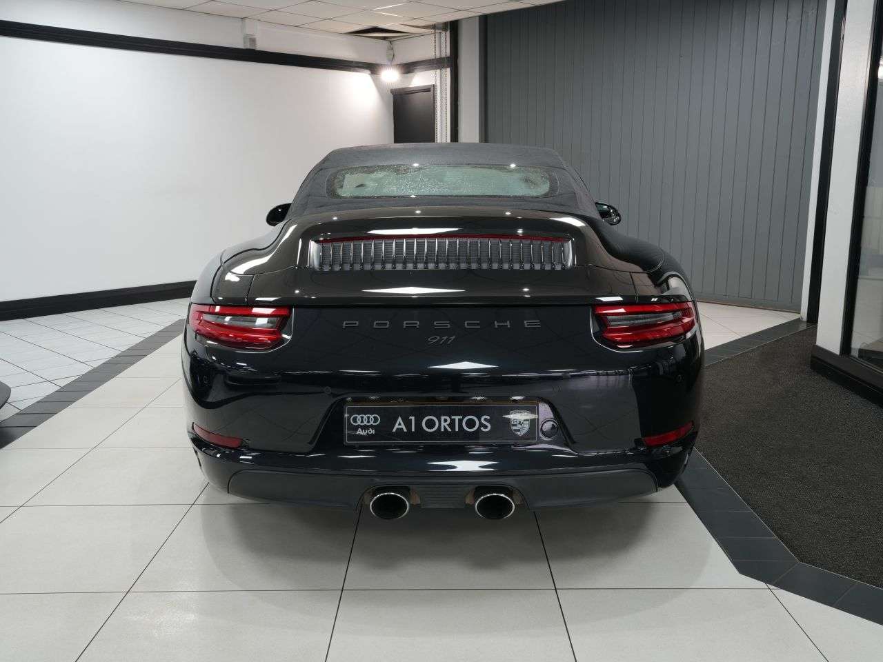 2016 PORSCHE 911 2016 PORSCHE 911