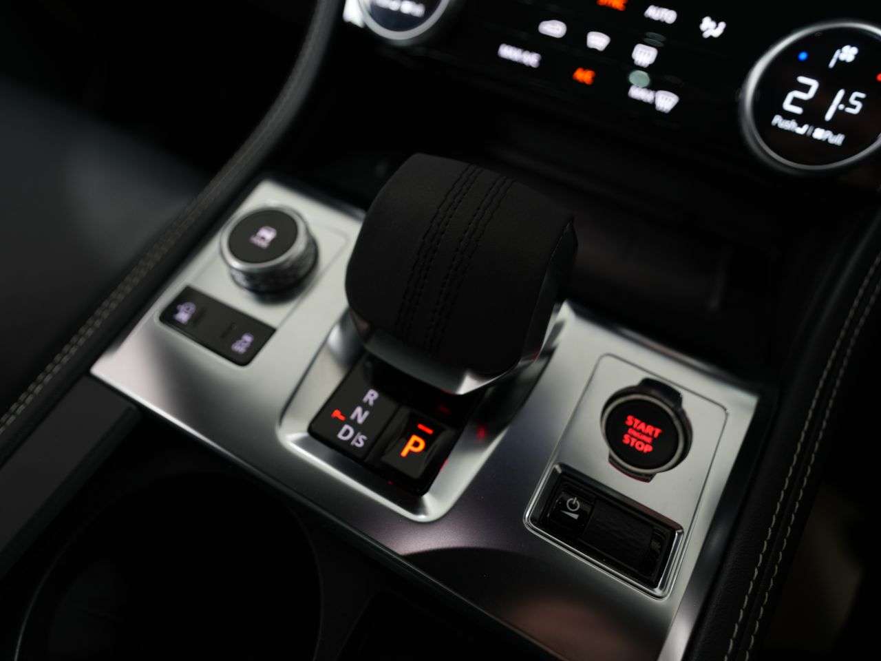 2023 JAGUAR F-PACE 2023 JAGUAR F-PACE