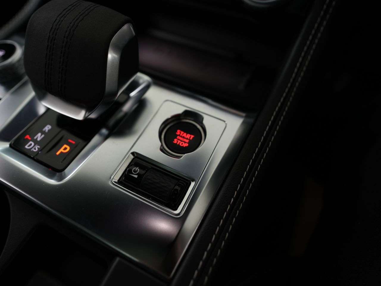 2023 JAGUAR F-PACE 2023 JAGUAR F-PACE