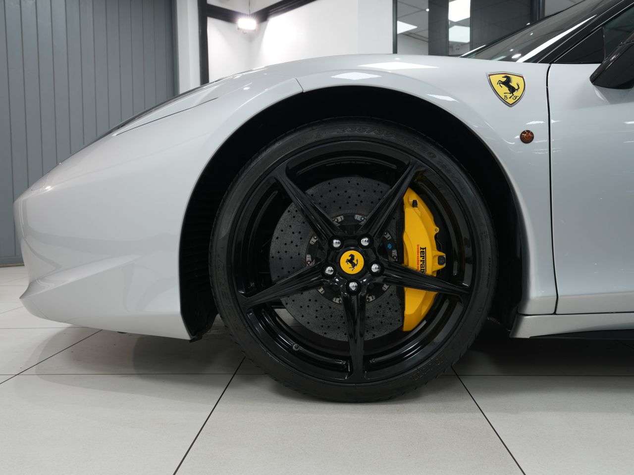 2011 FERRARI 458 ITALIA 2011 FERRARI 458 ITALIA