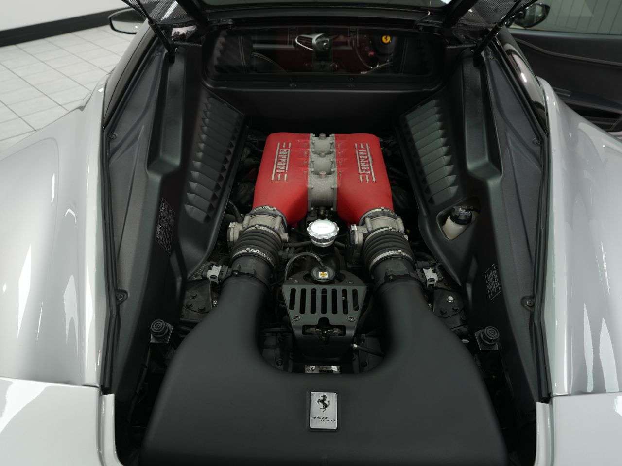 2011 FERRARI 458 ITALIA 2011 FERRARI 458 ITALIA