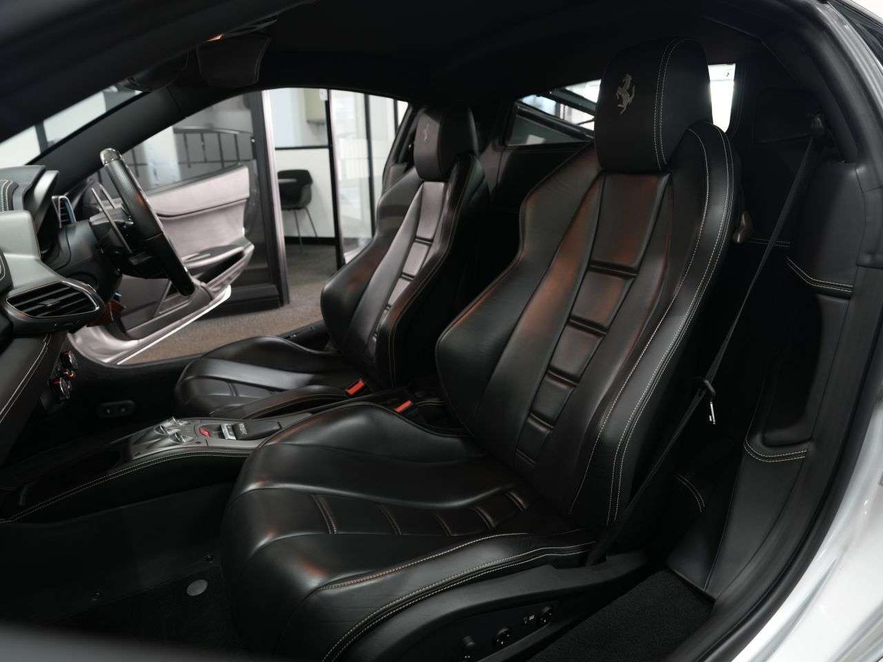 2011 FERRARI 458 ITALIA 2011 FERRARI 458 ITALIA